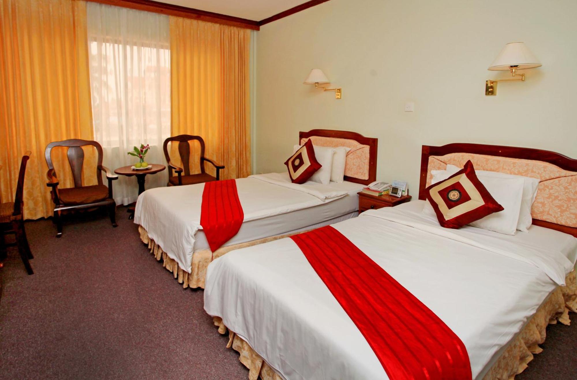 Angkor Hotel Siem Reap Exterior foto