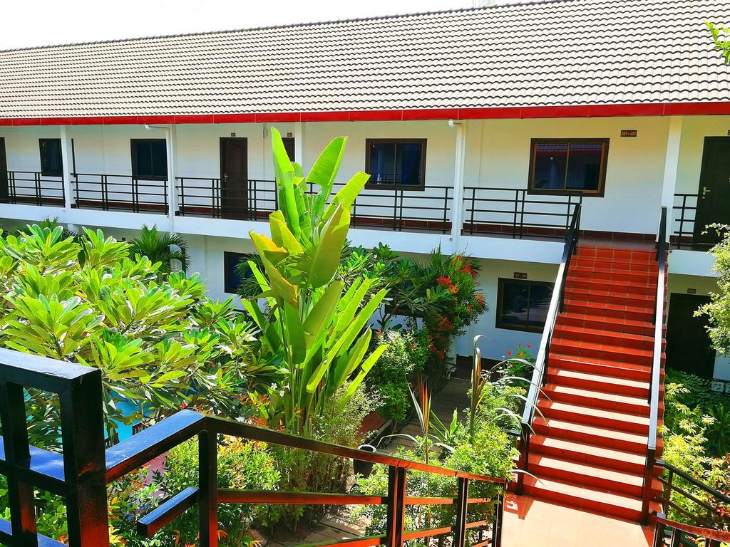 Angkor Hotel Siem Reap Exterior foto